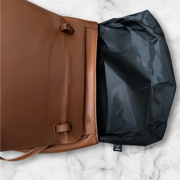 FREE ✅Elegant Tan Satchel with Smooth Vegan Leather and Flap Closure - Picture 5 of 15